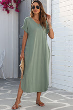 Load image into Gallery viewer, Green Maxi T-shirt Dress