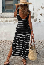 Load image into Gallery viewer, Black Stripe Maxi Dress