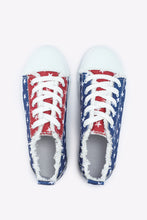 Load image into Gallery viewer, American Flag Lace-up Shoes
