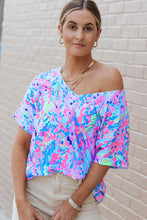 Load image into Gallery viewer, Sky Blue Loose Painted Floral Tee
