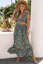 Load image into Gallery viewer, Green Floral Crop Top and Maxi Skirt Set
