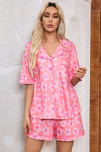 Load image into Gallery viewer, Pink Flower Print Pajamas Set
