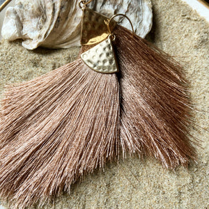 Silk Feather Tassels in Mauve Over